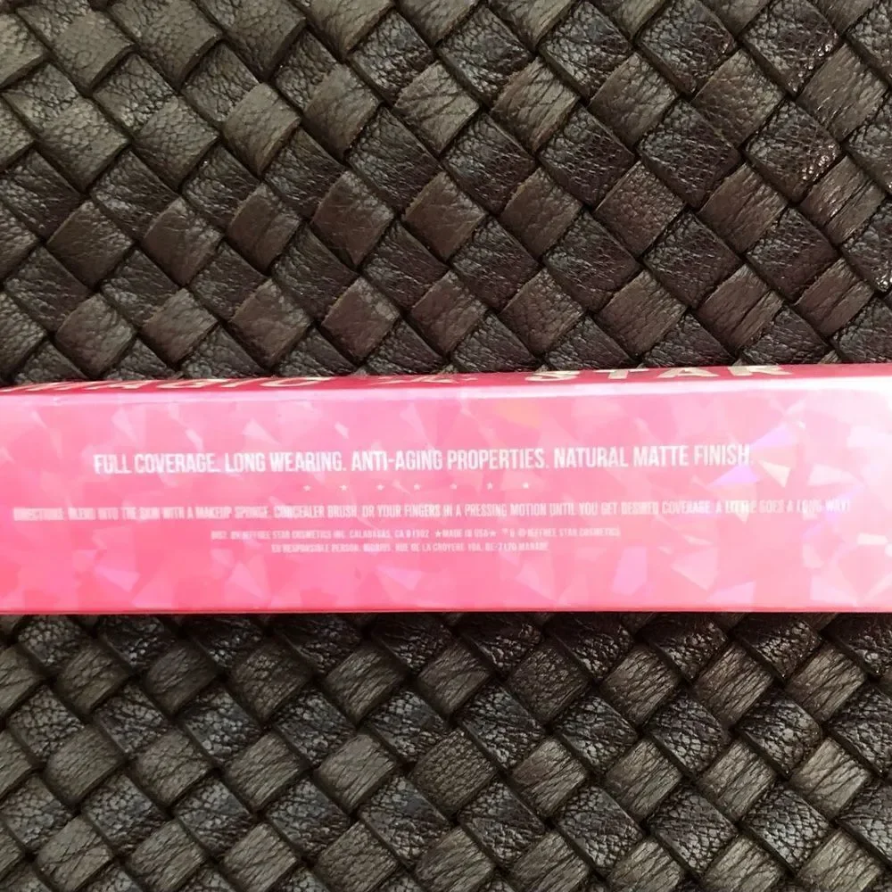 JEFFREE STAR - NWT - Magic Star Concealer in C9.5 (Light Skin/Golden Undertones)